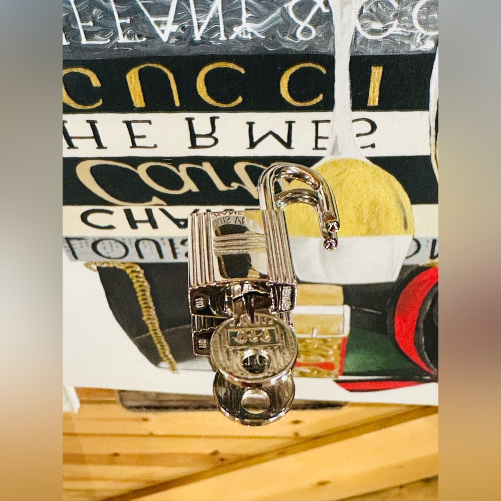 HERMES LOCK & KEY #110 RARE - Picture 6 of 9